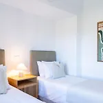 Daire Frontline Marina Living 3-bed Waterfront Retreat Sotogrande